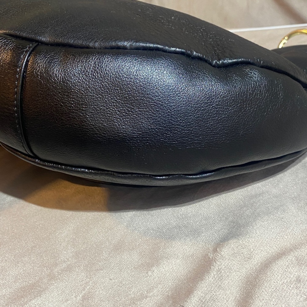 CUIR VERITABLE ITALIAN 
Elegant Black Leather Hobo Shoulder Bag - Picture 5 of 15